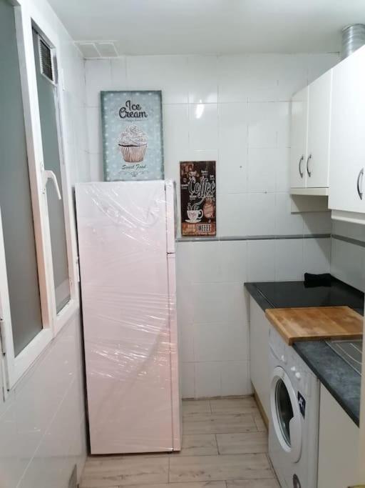 Sebastian Elcano, Apartamento Para 2 Con Terraza, Metro Embajadores مدريد المظهر الخارجي الصورة