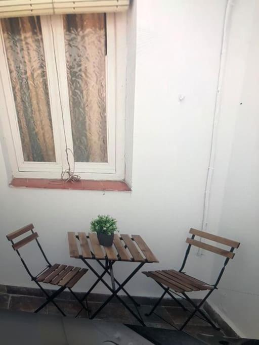 Sebastian Elcano, Apartamento Para 2 Con Terraza, Metro Embajadores مدريد المظهر الخارجي الصورة